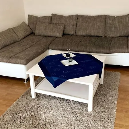 Daire All-in-suites 2, Vollausgestattete 60qm, Zentral Am Hbf, U-bahn Zur Messe, Netflix, 100mbit Glasfaser